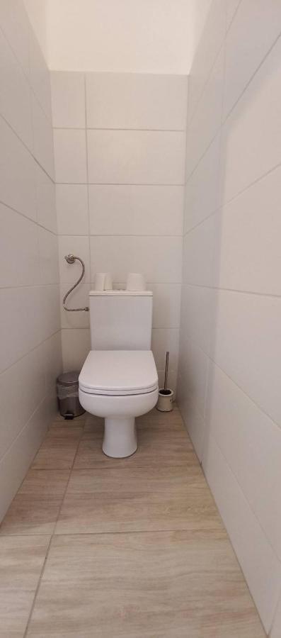 Via Tokaj Vendeghaz Apartment Sátoraljaújhely Bagian luar foto