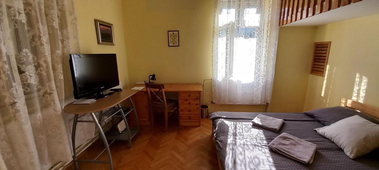 Via Tokaj Vendeghaz Apartment Sátoraljaújhely Bagian luar foto